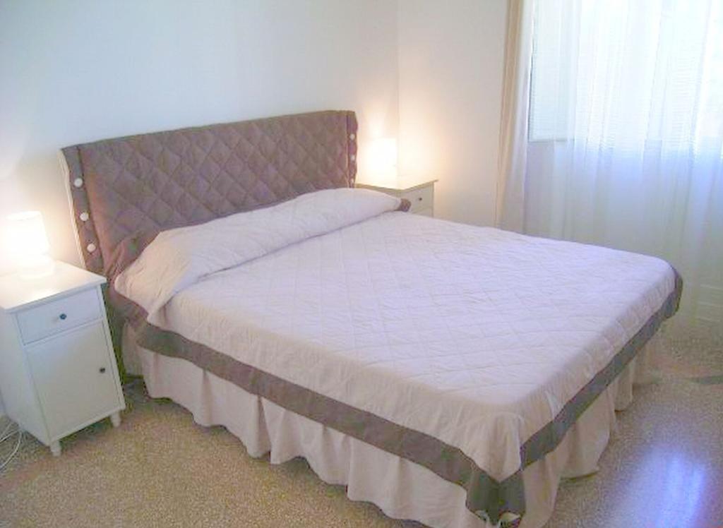 רומא Cathy Apartment חדר תמונה