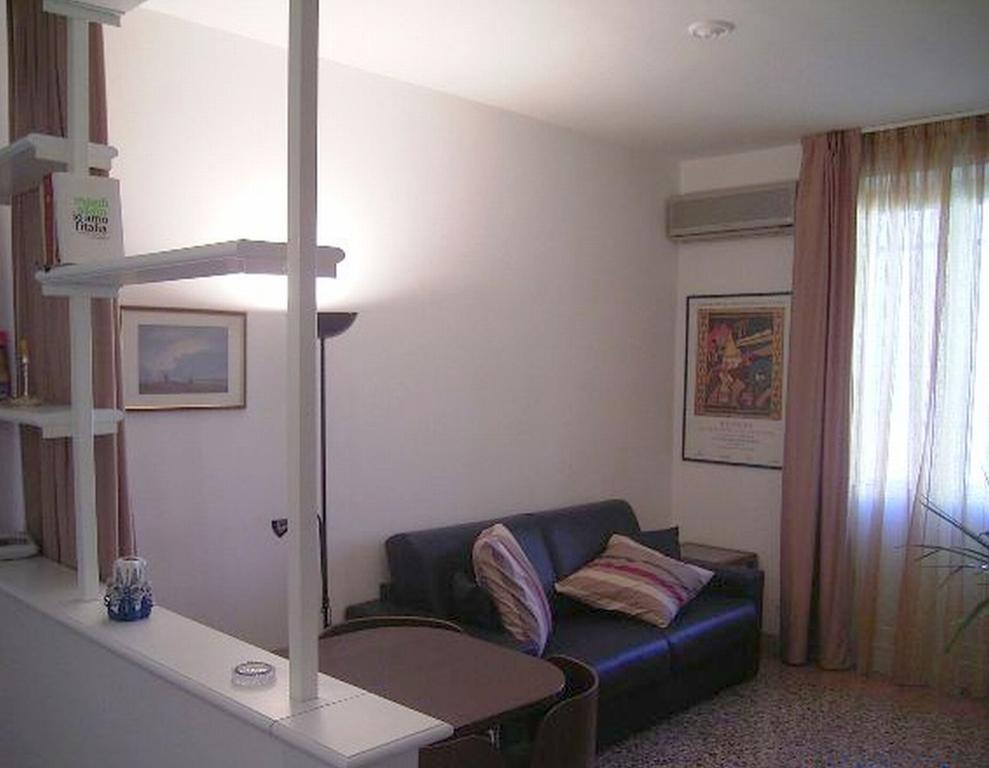 רומא Cathy Apartment חדר תמונה
